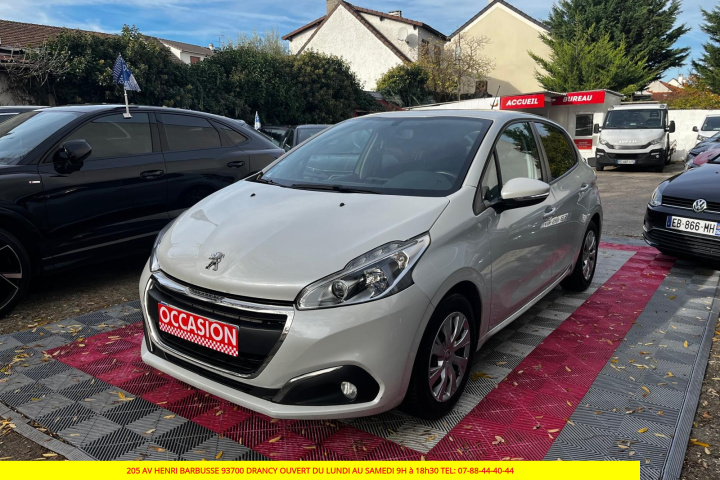 PEUGEOT 208 BUSINESS