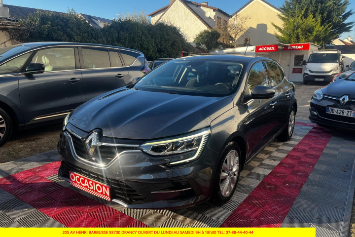 RENAULT MEGANE IV BERLINE