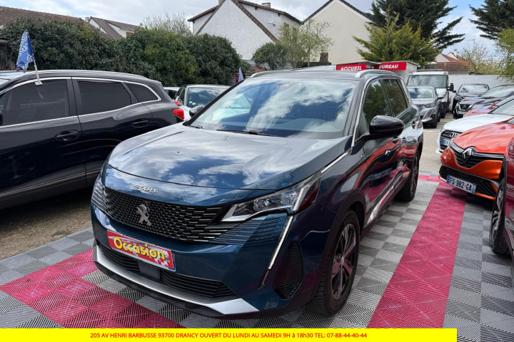 PEUGEOT 5008