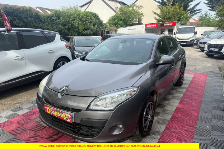 RENAULT MEGANE III BERLINE