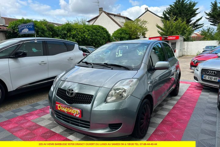 TOYOTA YARIS II
