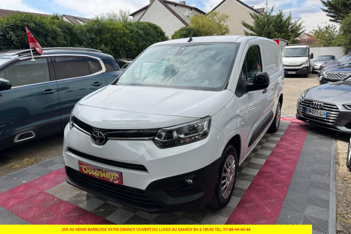 TOYOTA PROACE CITY CABINE APPROFONDIE MC23